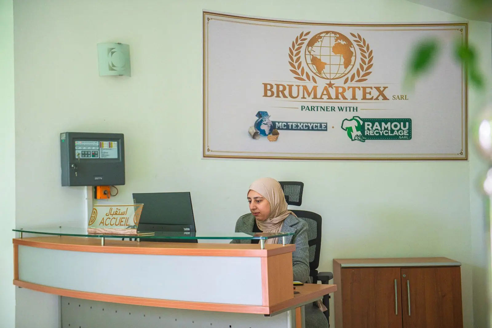 Stichting UPV Textiel bezoekt sorteercentrum MC Texcycle in Tanger, Marokko